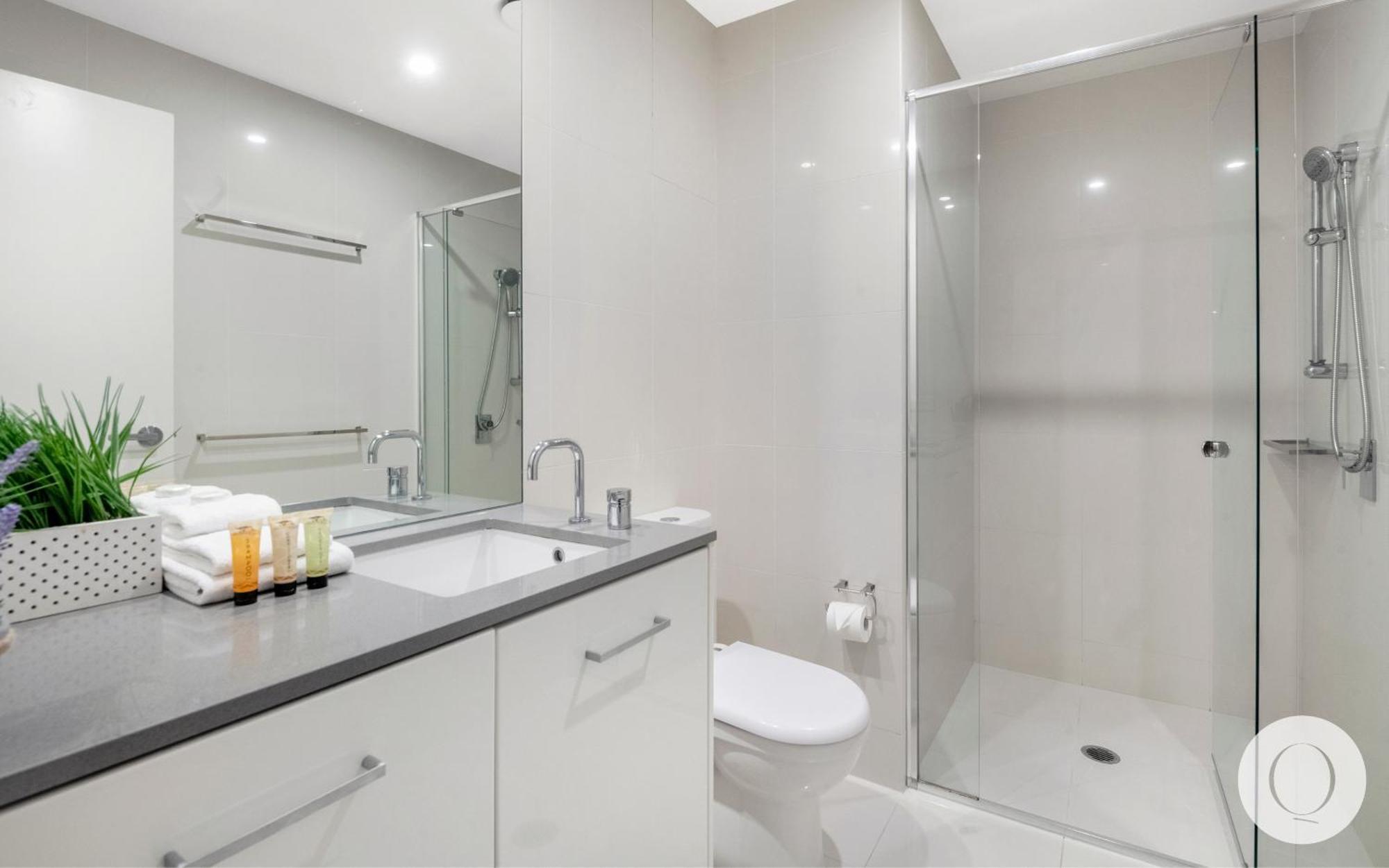 5 Bedroom Executive Sub Penthouse In The Heart Of Surfers With Full Ocean Views - Sleeps 12 - Circle On Cavill Amazing!! Gold Coast Exterior foto